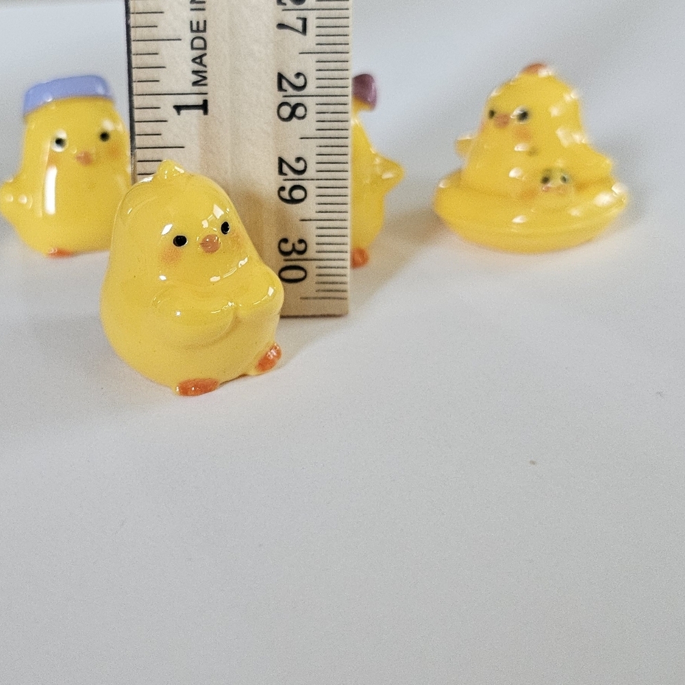 Desk charms, miniature chick figures, car charms - Picture 2 of 6